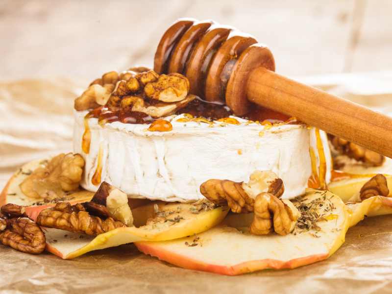 Baked Brie with Honey and Nuts