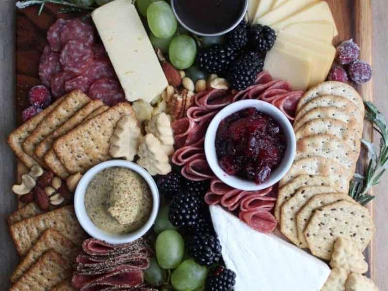 new year's Eve charcuterie board