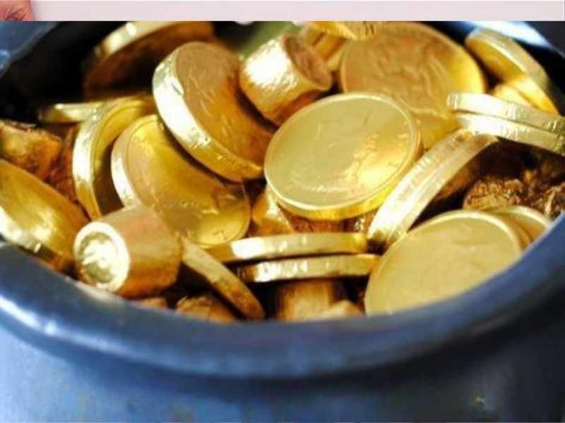 Gold Coin Treasure Hunt as St Patrick's Day crafts