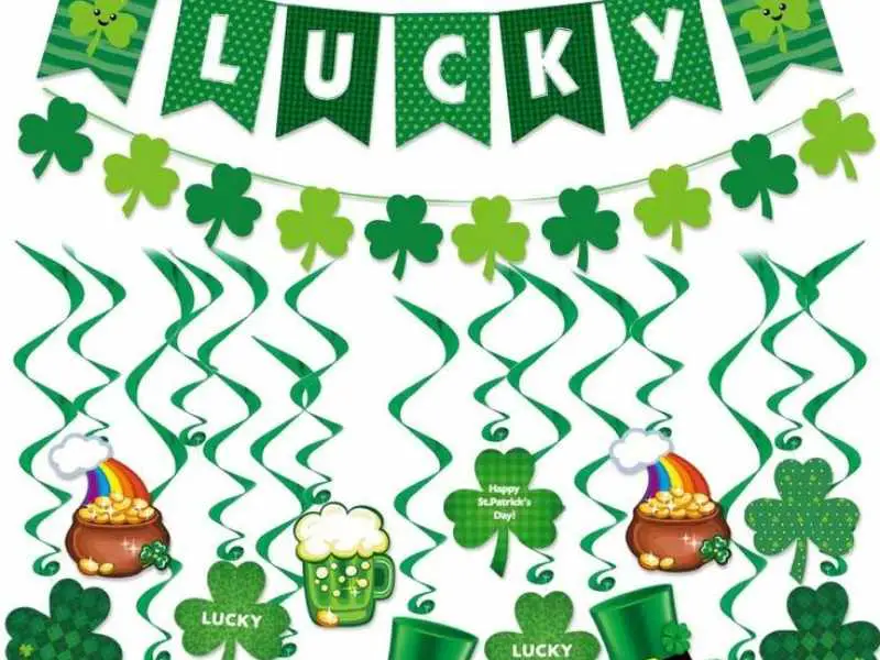 Lucky Banner as St Patrick's Day decorations ideas