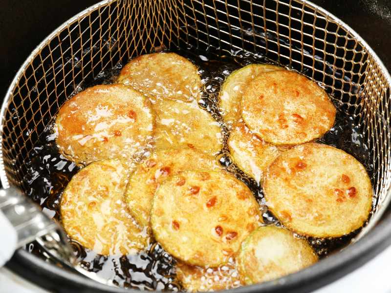  zucchini sliced with seasoning and oil